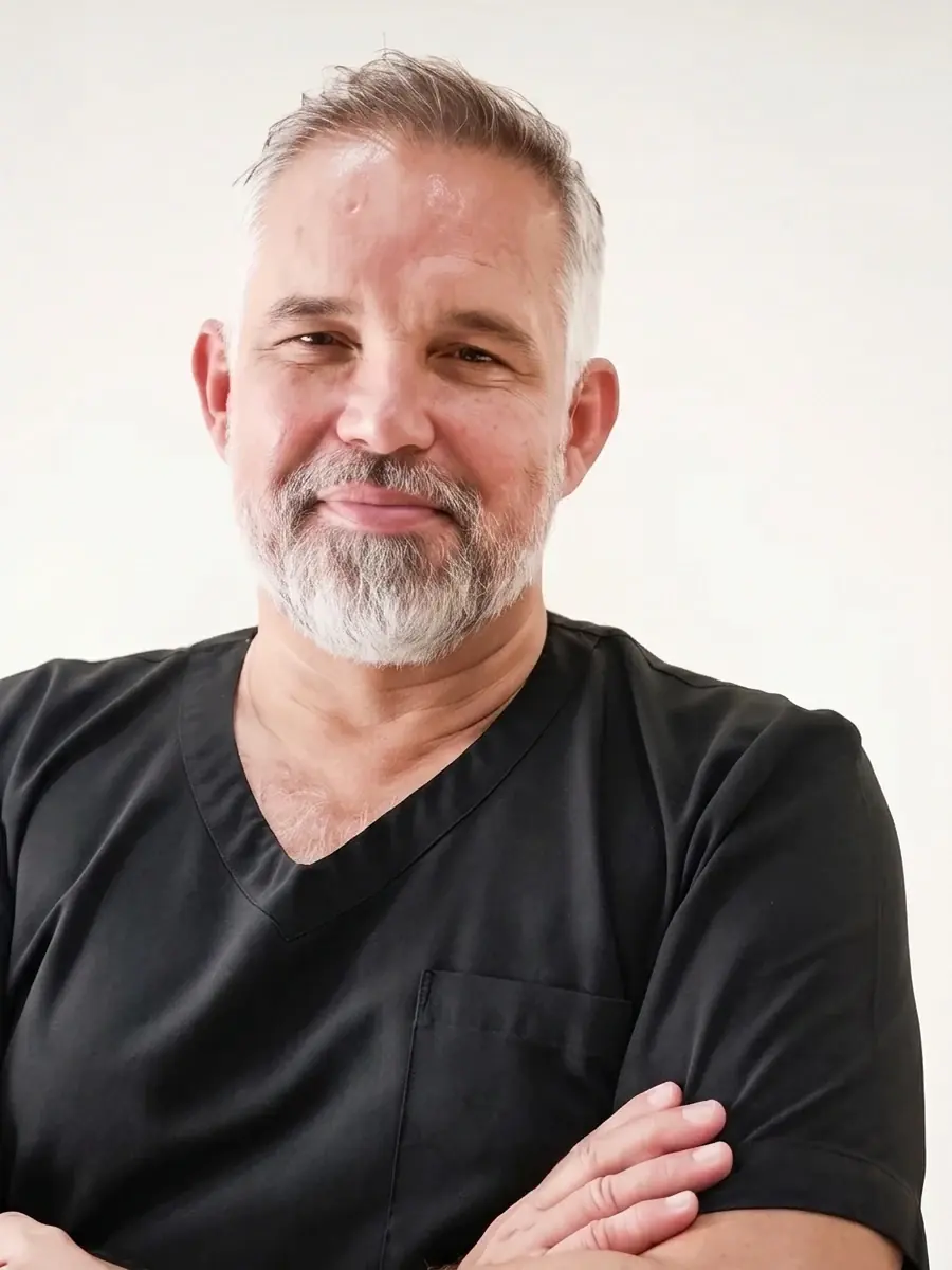 Dr. Timm Wolter, Consultant Plastic, Reconstructive and Hand Surgeon at Savoy Clinic Dubai